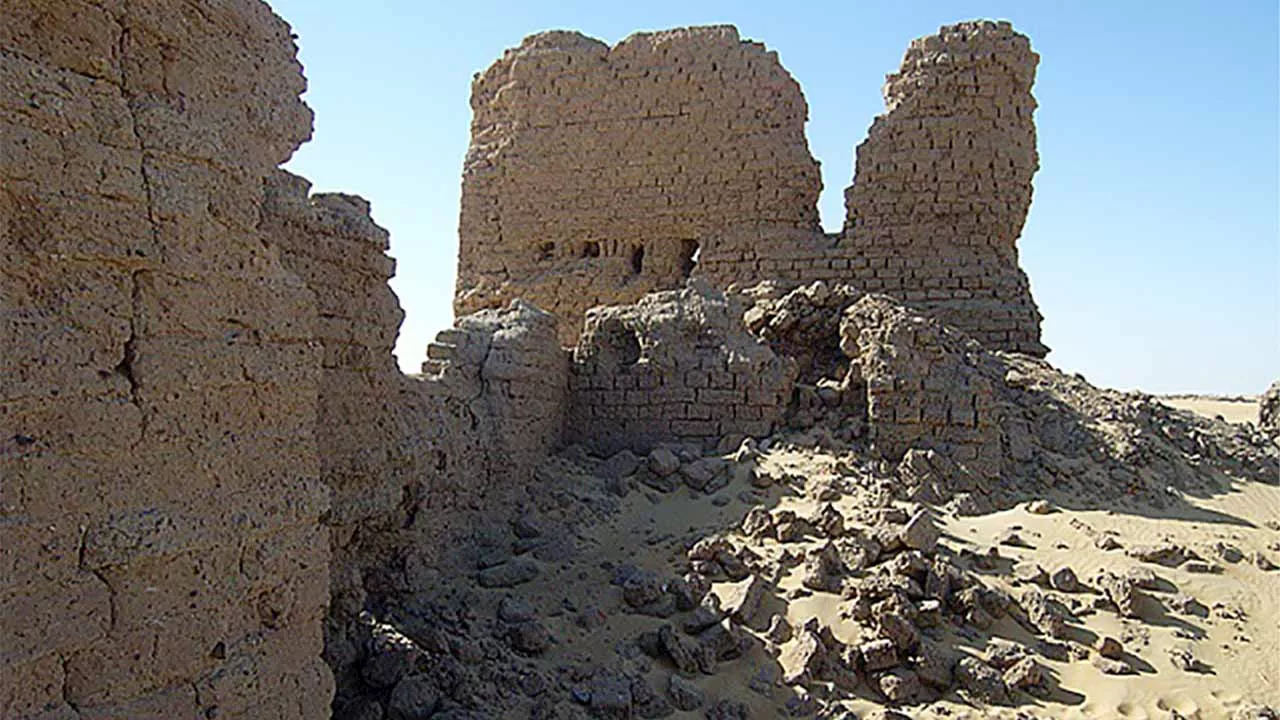 أسرار قصر الجب والسميرة خط الدفاع بالوادي الجديد