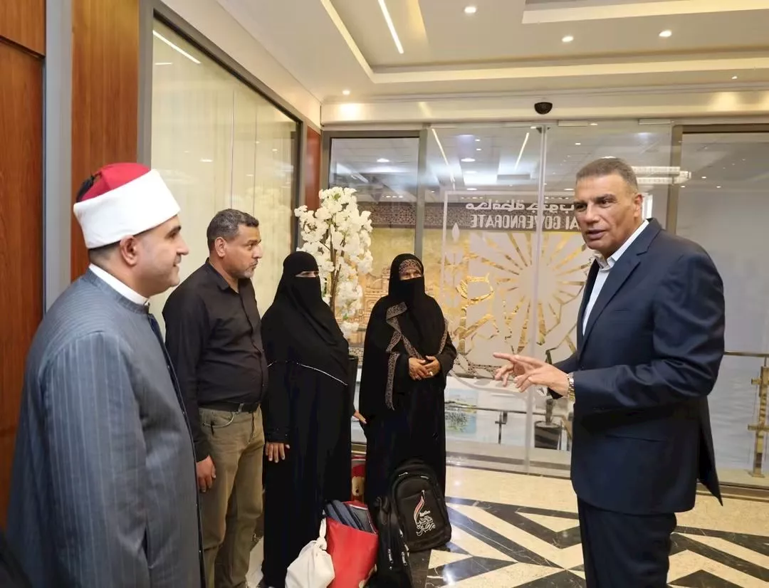 تقديم الهدايا للمعتمرات