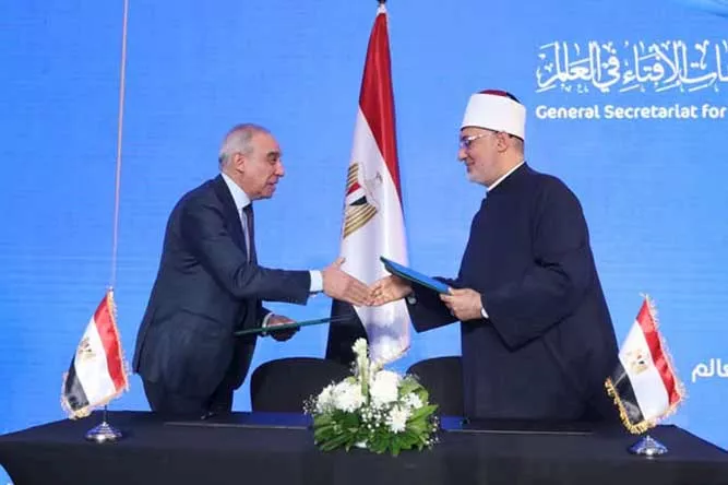 مذكرتا تفاهم بين دار الإفتاء والاستعلامات والهيئة الإنجيلية بمصر (1)