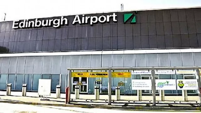  مطار أدنبرة                                      