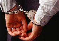 القبض على دكتور جامعي