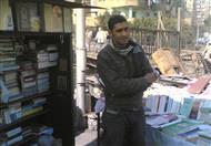 محمد مصطفى.. قصة بائع كتب يعيش ليحلم