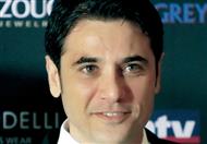 الفنان احمد عز