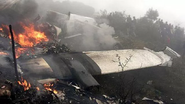 تحطم طائرة شحن                                    