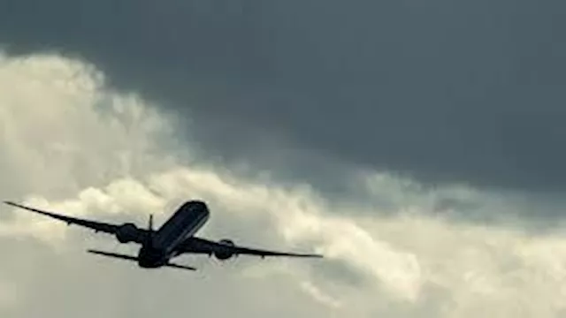 إغلاق المجال الجوي فوق أنقرة وبدء تحقيق رسمي