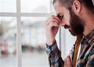 هل تعاني من صداع متكر.. إليك السبب