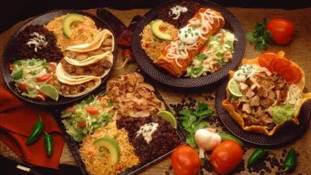 5 أكلات يجب تجنبها فوراً