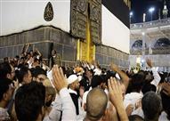 ما هو دور حارس الحجر الأسود حول الكعبة؟