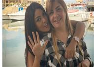 نرمين ماهر ووالدتها