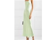 الأخضر الفستقي موضة هذا الربيع