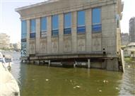 أحد المراكب العائمة بكورنيش النيل