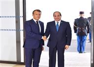 الرئيس السيسي يلتقي نظيره الفرنسي