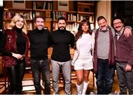 ابطال الفلوس