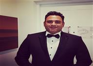 الفنان أكرم حسني