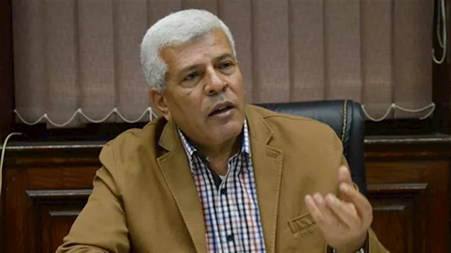 الدكتور سيد خليفة نقيب الزراعيين