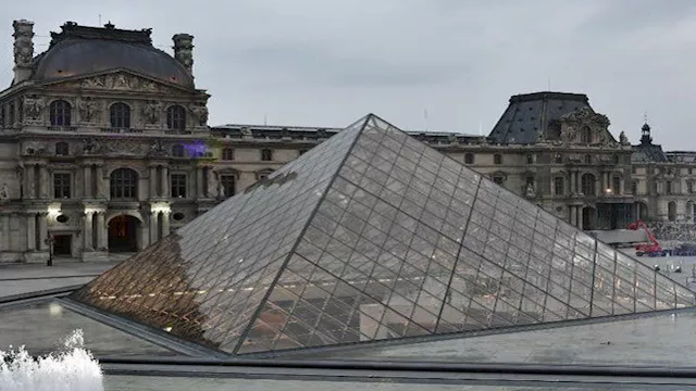 متحف اللوفر