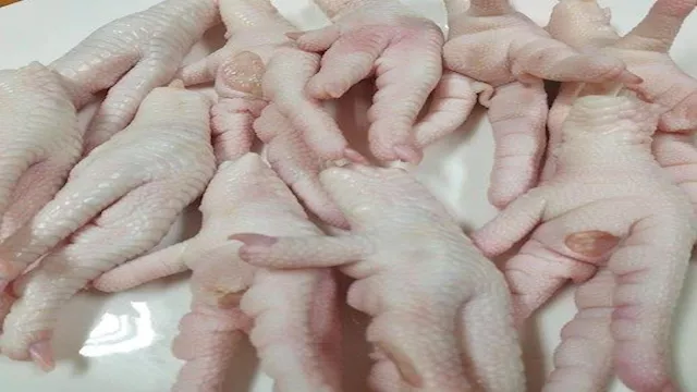 أرجل الدجاج