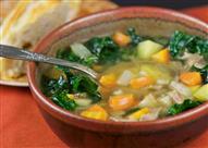 متى يتناول الرضيع شوربة الخضار؟