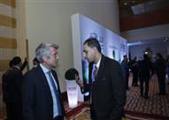 (يسار) وليد فياض وزير الطاقة والمياه اللبناني