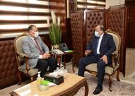 وزير التنمية المحلية يتابع مع محافظ الشرقية المشرو