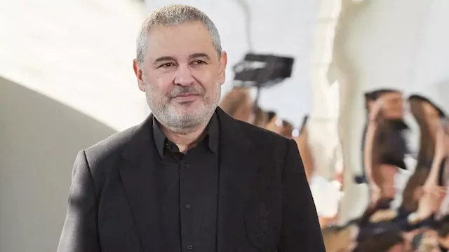 مصمم الأزياء إيلي صعب