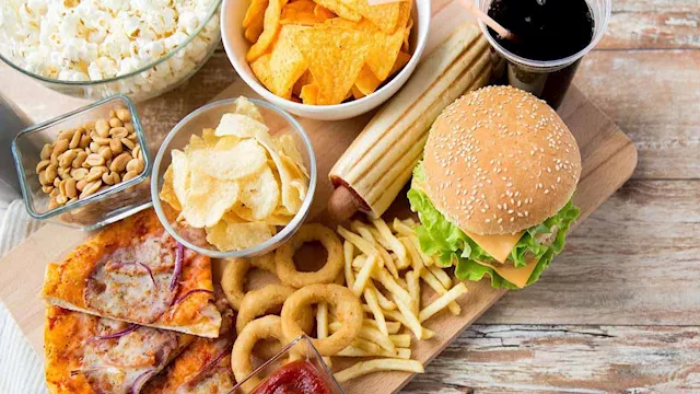 أطعمة غنية بالدهون المتحولة