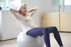 أعراض صادمة لانقطاع الطمث.. منها النسيان