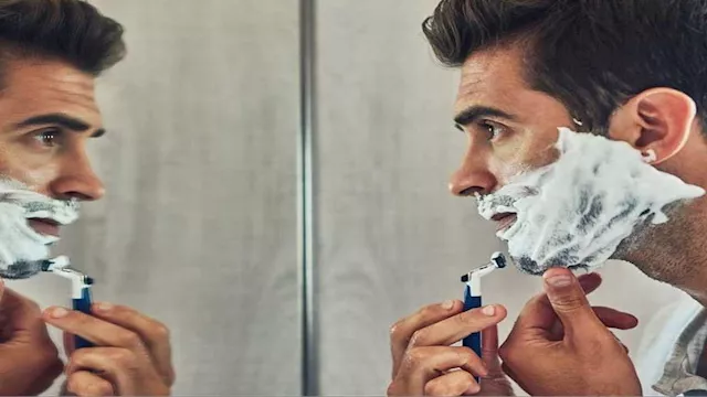 أدوات الحلاقة المنزلية