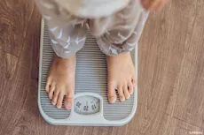 لماذا لا يزيد وزن طفلك رغم تناول الطعام؟ أسباب صحية مفاجئة 