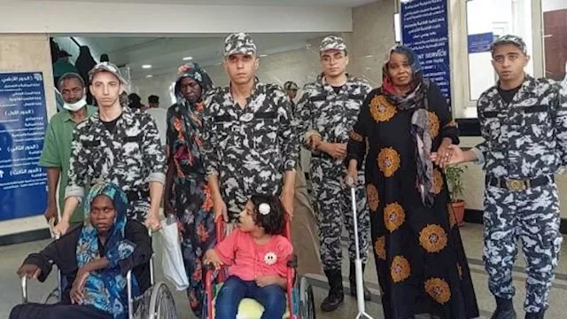 الجوازات والهجرة تسهل الحصول على الخدمات والمستندا