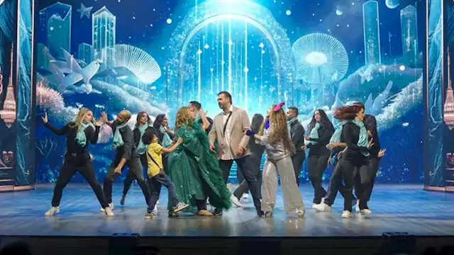 مسرحية الباشا بطولة كريم عبدالعزيز