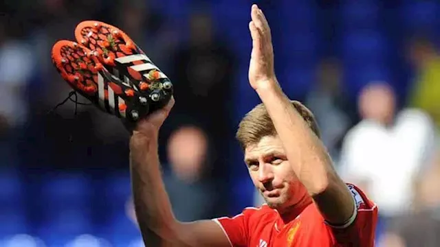 ستيفن جيرارد لاعب ليفربول