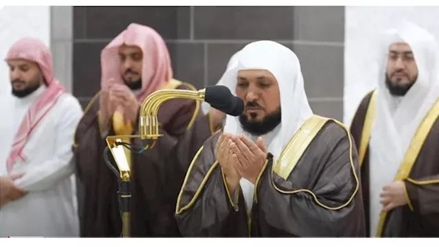 الشيخ ماهر المعيقلي إمام المسجد الحرام