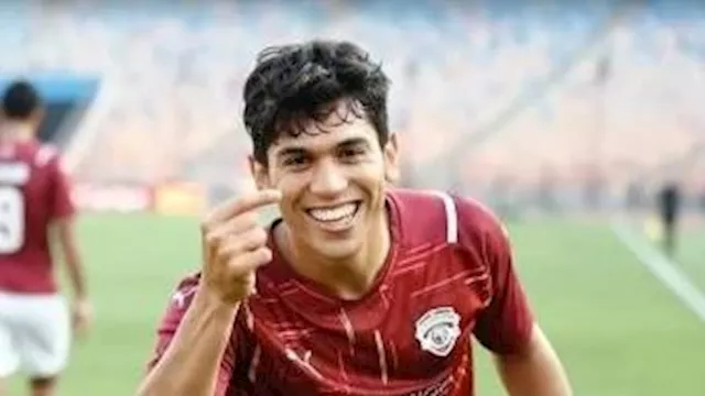 محمد شكري لاعب سيراميكا