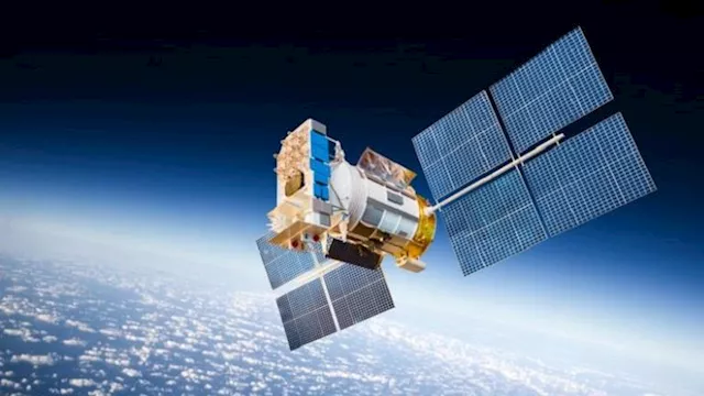 أقمار اصطناعية عسكرية