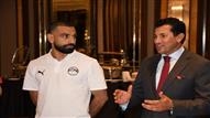 محمد صلاح بجانب وزير الشباب والرياضة