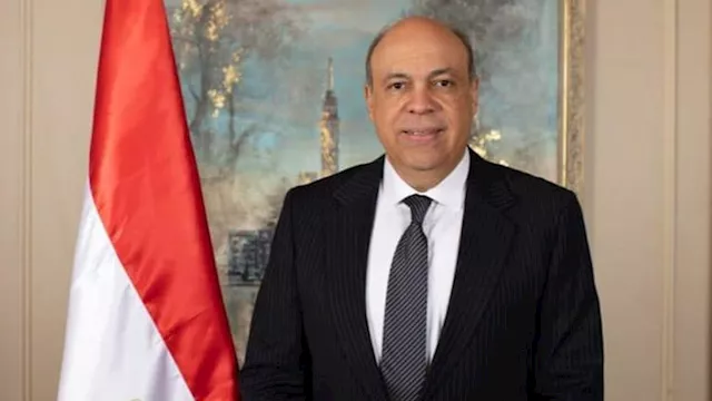 الطيار سامح الحفني، وزير الطيران المدني