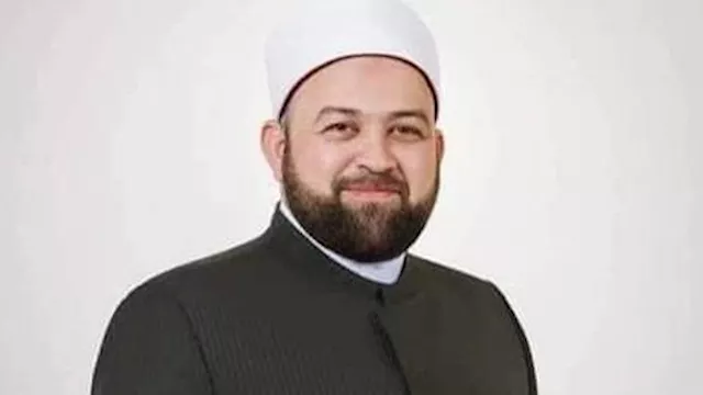 الشيخ يسري عزام 