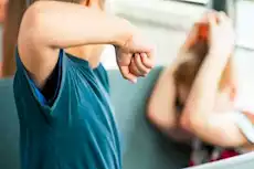6 علامات للتعرف على السلوك العدواني السلبي في الأشخاص من حولك