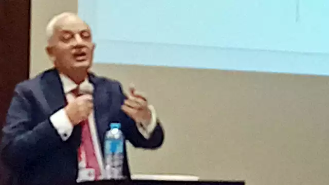 الدكتور رضا حجازي وزير التعليم السابق