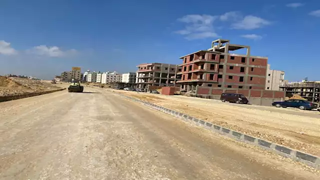 تسليم أراضي بيت الوطن 