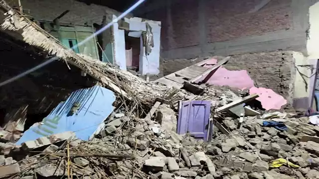 انهيار عقار - ارشيفية