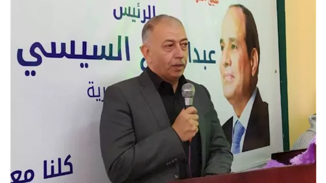 اللواء اح مهندس ياسر كمال رئيس مركز الفرافرة