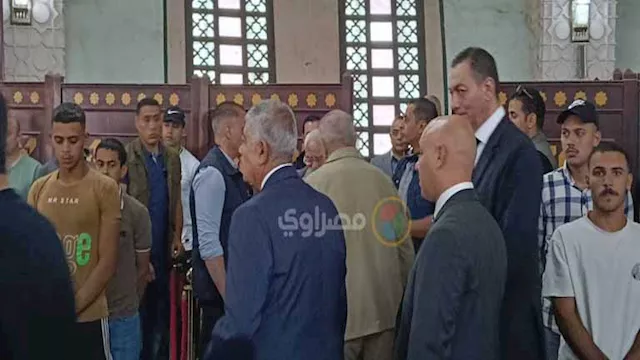 رئيس الجمهورية السابق يحضر جنازة شقيقة إبراهيم محل
