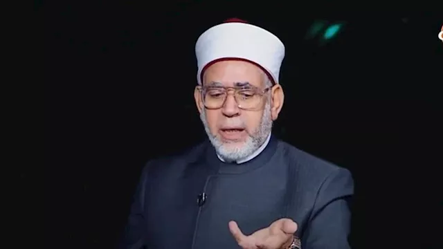 الدكتور محمد حمودة أحد علماء الأزهر الشريف