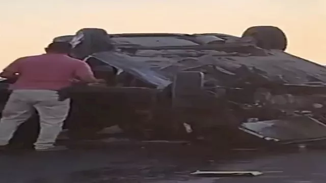 حادث انقلاب سيارة ملاكي 