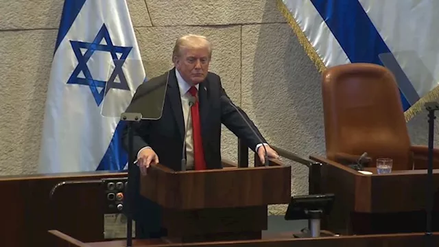 دونالد ترامب خلال خطابه بالكنيست 