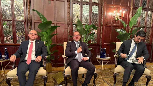 أحمد كجوك فى حوار مفتوح مع مستثمرين دوليين