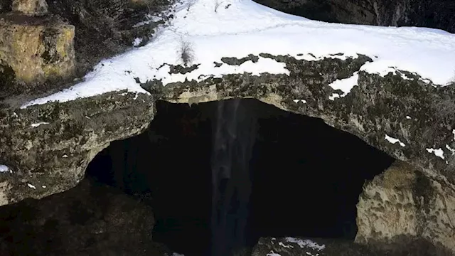 هل يشرب اللبنانيون الماء من عبوات ملوّثة؟