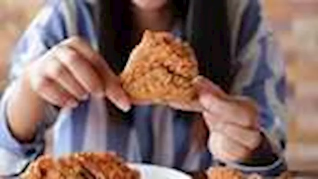  تناول الطعام يوميًا في الشارع